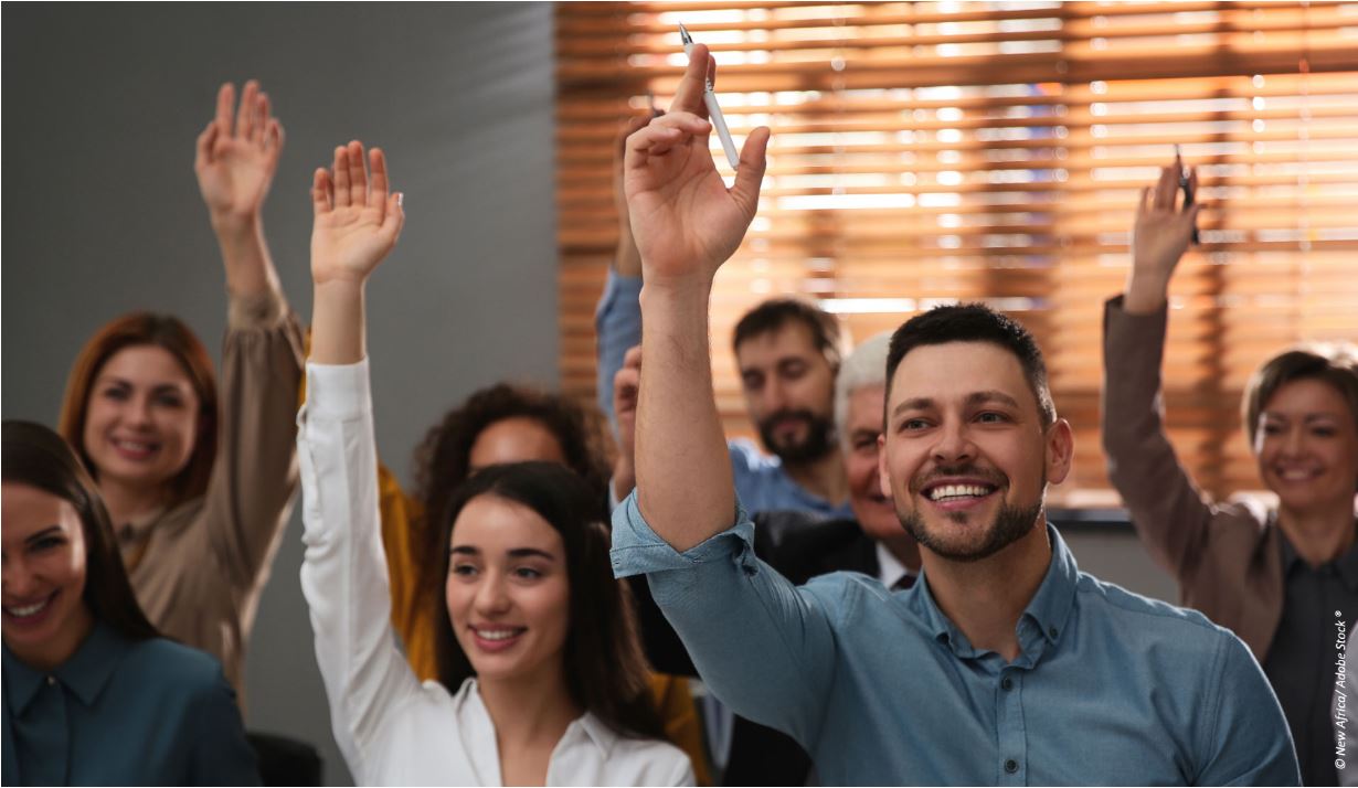 "Mais tu es sadique !" Voilà une réaction entendue par un ingénieur pédagogique après avoir proposé de commencer une séquence de formation par une question. Mais pourquoi serait-ce sadique ? N’est-on pas en formation pour apprendre ? Une question pour introduire un sujet ne permet-elle pas d’identifier le niveau de maîtrise du groupe, de susciter son intérêt, et de lutter contre l’illusion de maîtrise ? Il est désormais prouvé que l’erreur est nécessaire à l’apprentissage, qu’il faut l’accepter et l’accompagner correctement. D’ailleurs le mot erreur ne tient-il pas son origine du mot latin "error" qui signifie notamment "action d’errer" ? Alors errons ensemble et découvrons les bienfaits de l’erreur en formation !
